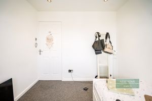 Photo 25- click for photo gallery